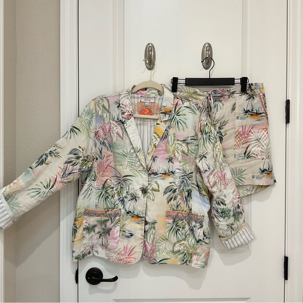Johnny Was Tropical Linen Jacket & Shorts Set Size M, EUC - Picture 2 of 10